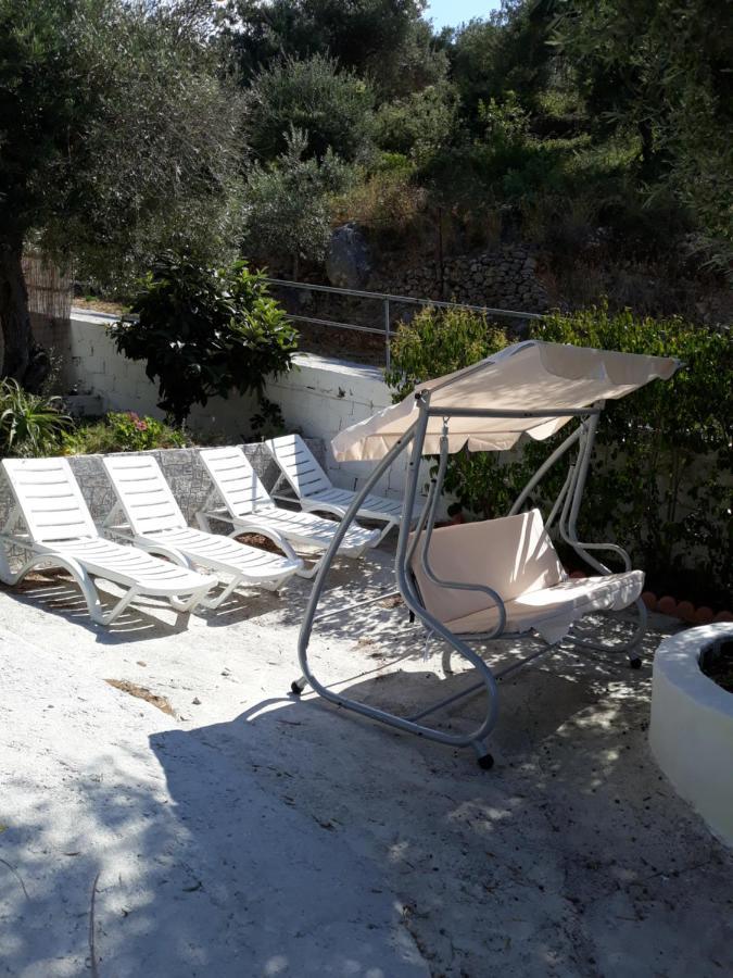 Stafylos Rooms Bagian luar foto