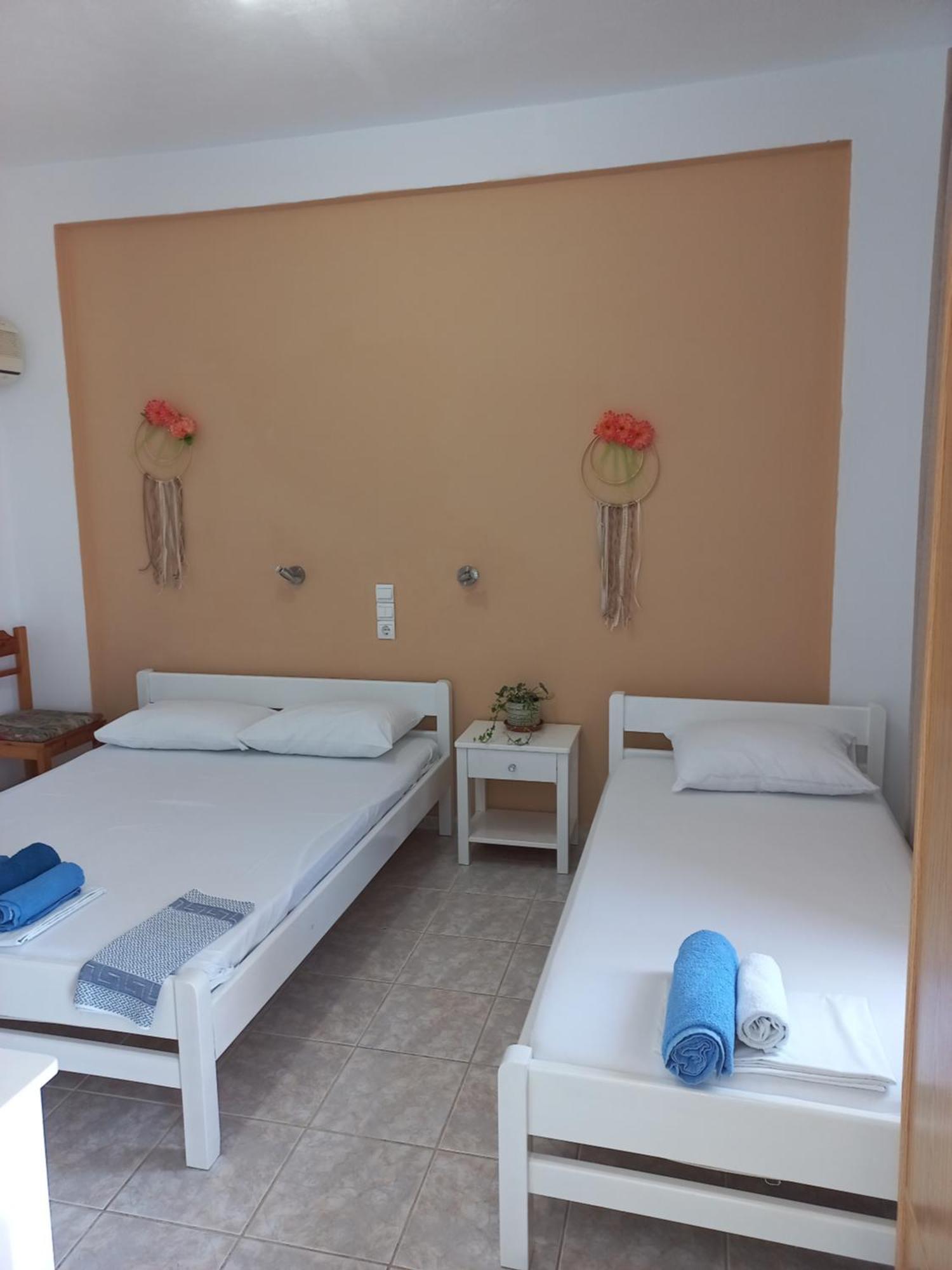 Stafylos Rooms Bagian luar foto