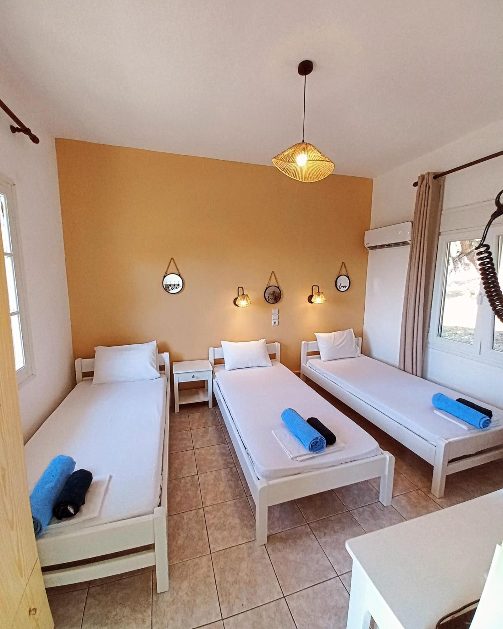 Stafylos Rooms Bagian luar foto